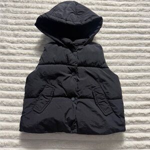 ZARA Kids Black Puffer Vest Hooded Quilted Sleeveless Snap Pockets 12-18 m